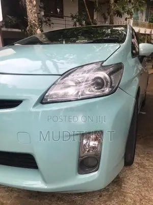 Toyota Prius 2010 Car (Used)