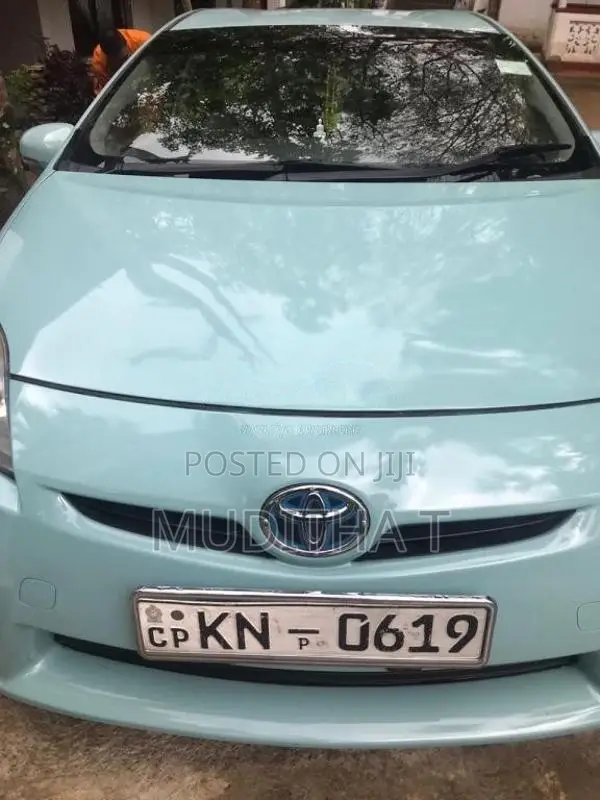 Toyota Prius 2010 Car (Used)