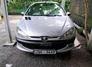 Peugeot 206 2001 Car (Used)