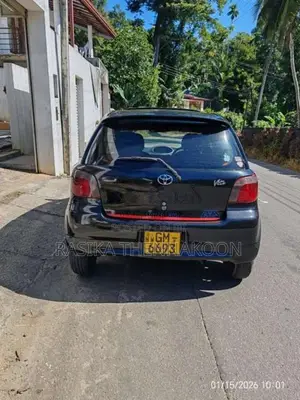 Toyota Vitz SCP 10 1999 Car (Used)