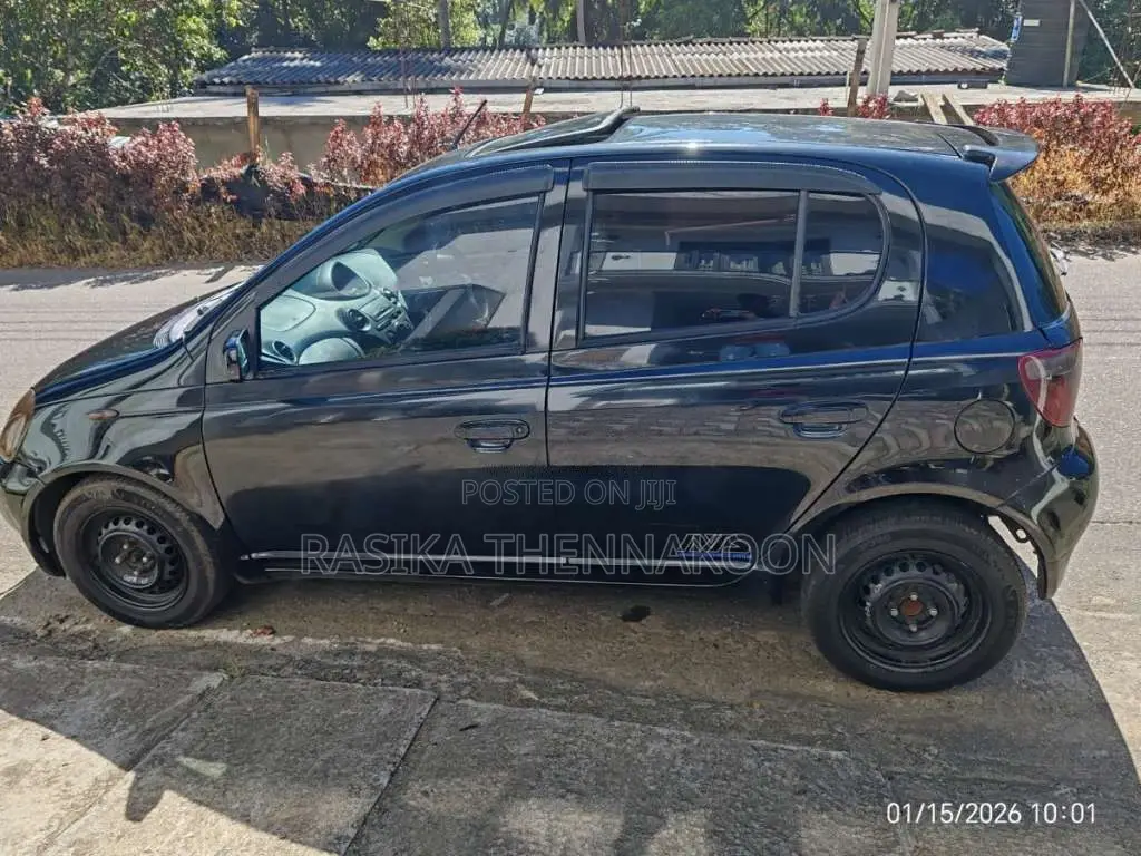 Toyota Vitz SCP 10 1999 Car (Used)