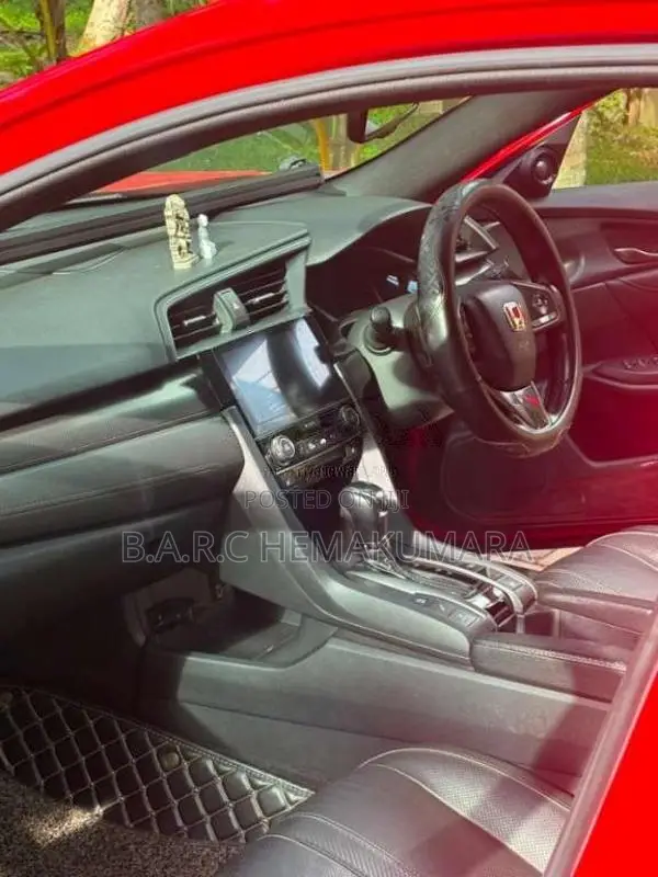 Honda Civic 2018 Car (Used)