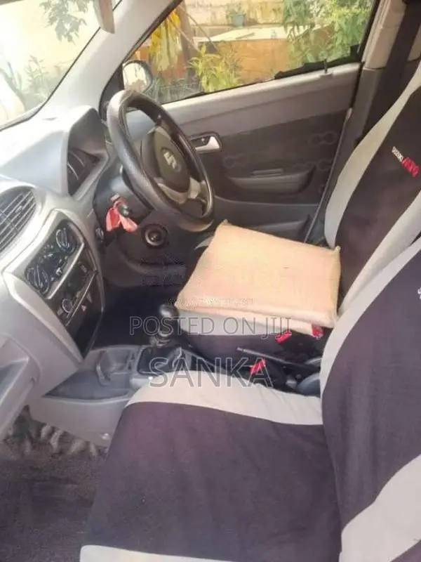 Suzuki Alto 2015 Car (Used)