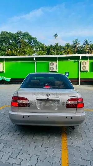 Toyota 110 2000 Car (Used)