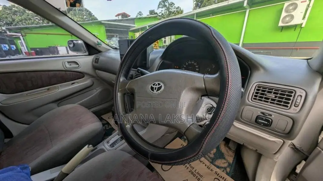 Toyota 110 2000 Car (Used)