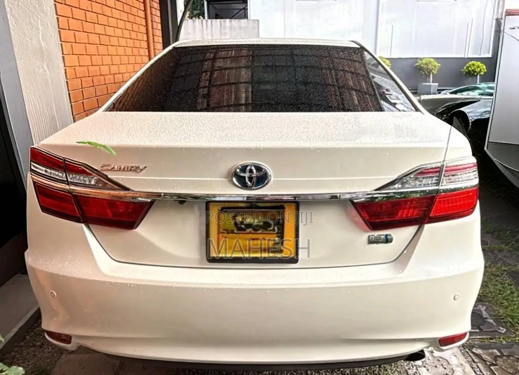 Toyota Camry 2015 Car (Used)