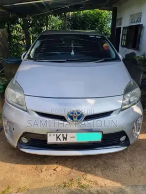 Toyota Prius 2012 Car (Used)