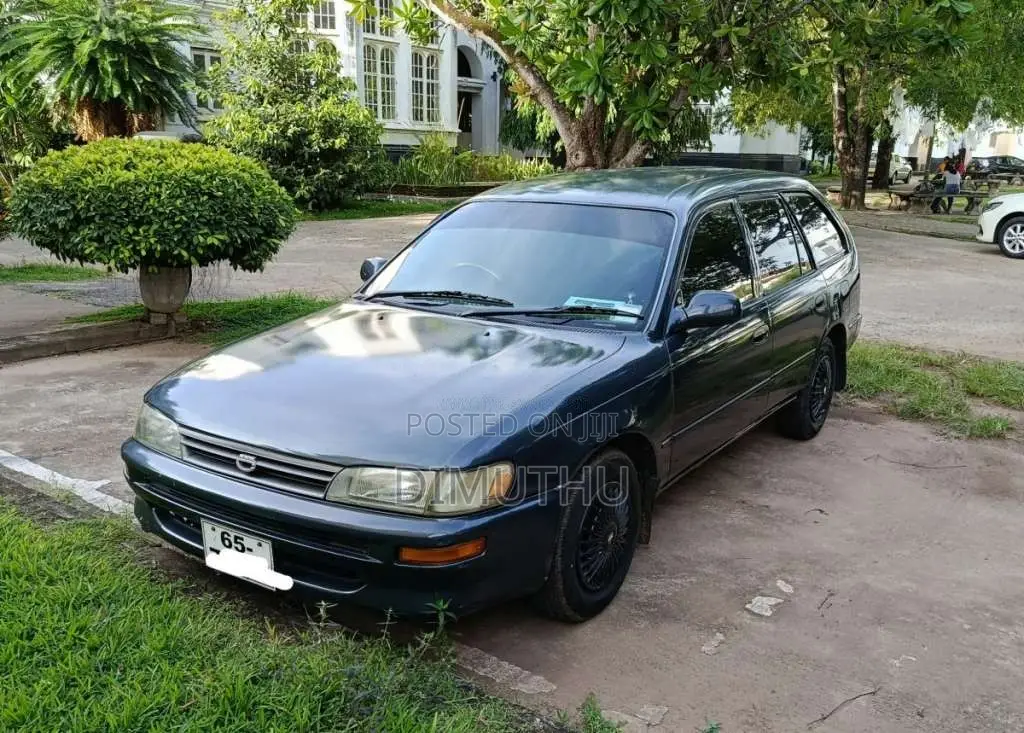 Toyota Corolla CE 108 1996 Car (Used)