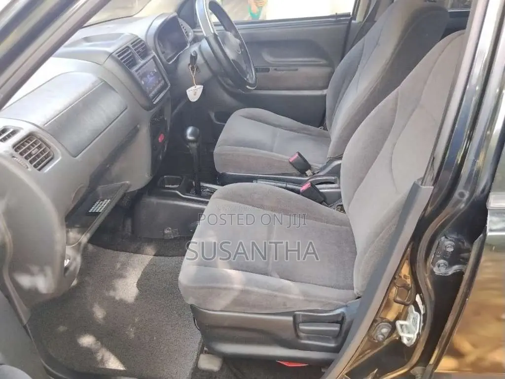 Suzuki Swift 2004 Car (Used)