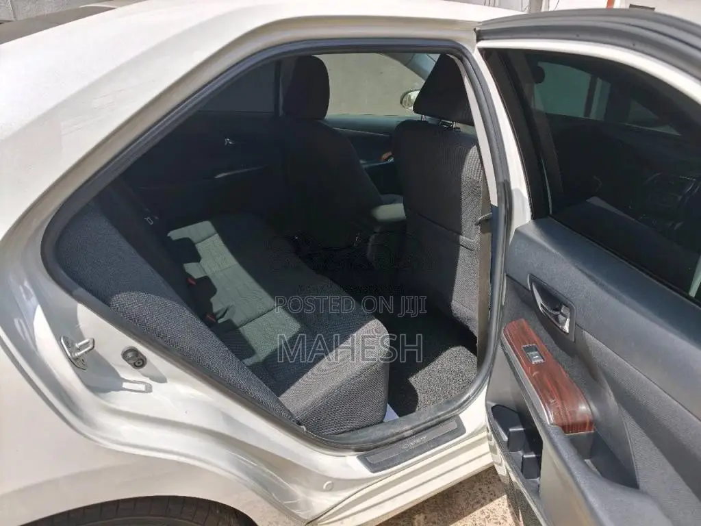Toyota Camry 2015 Car (Used)