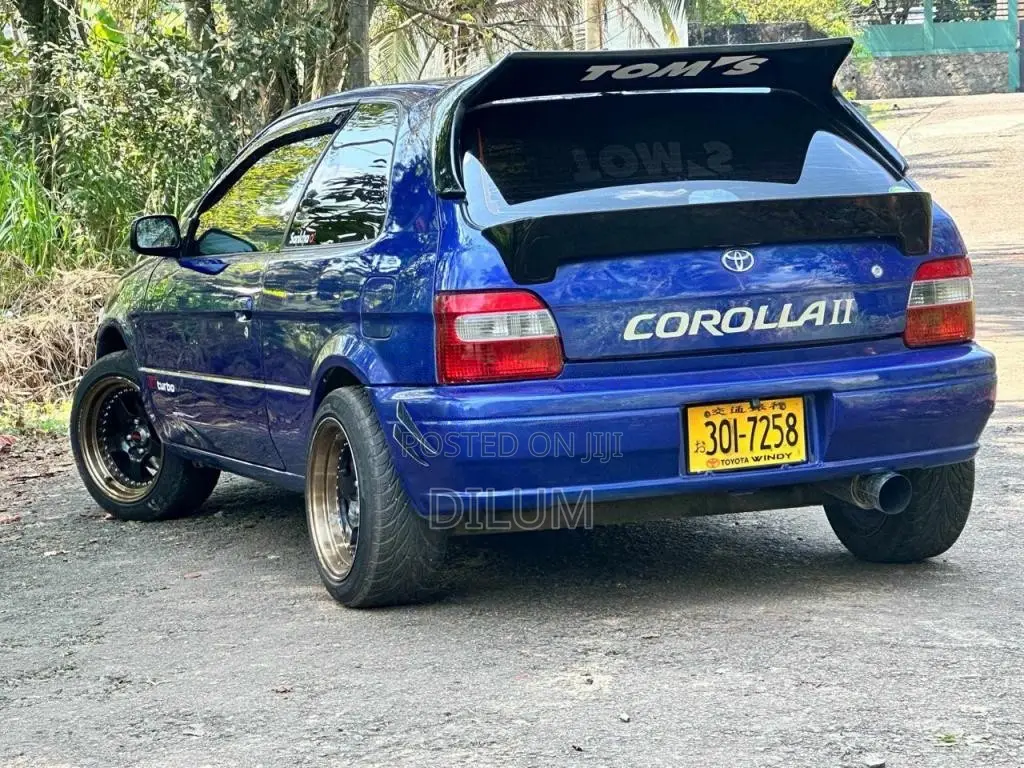 Toyota Corolla 2 Windy 1997 Car (Used)