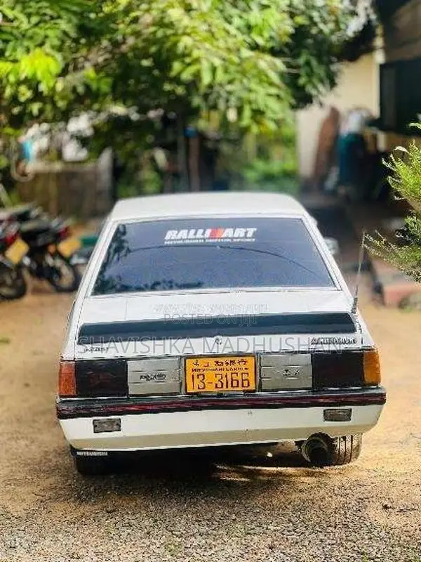 Mitsubishi Lancer Box 1984 Car (Used)