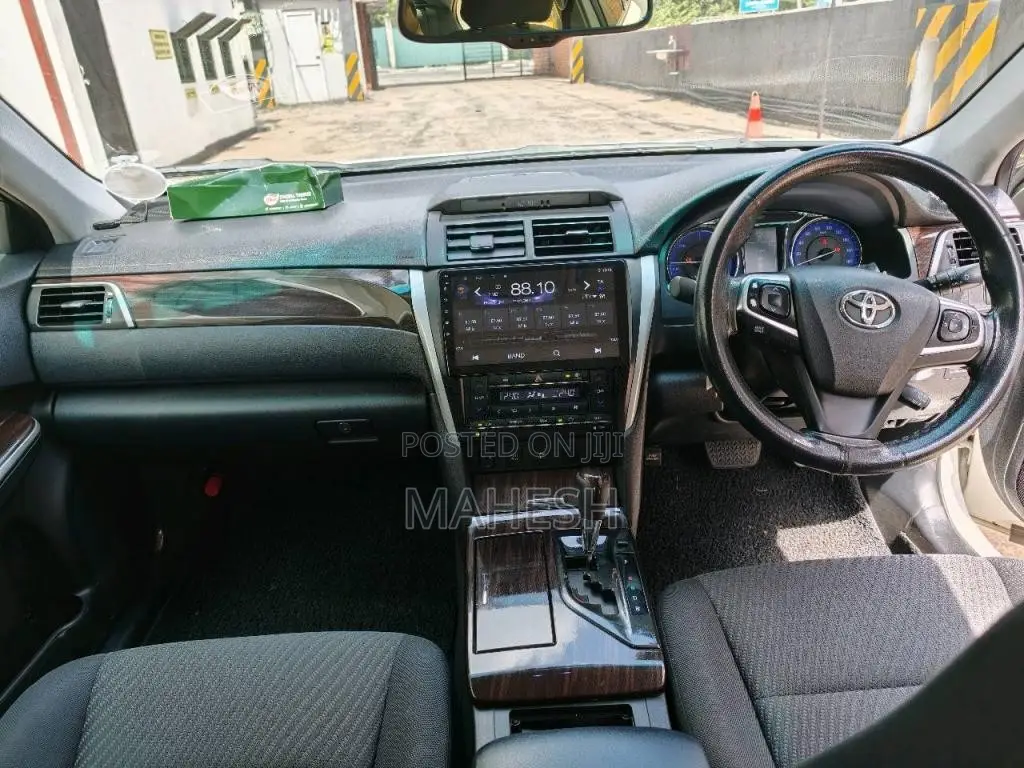 Toyota Camry 2015 Car (Used)
