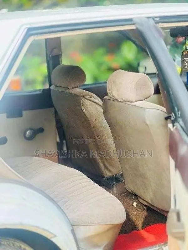 Mitsubishi Lancer Box 1984 Car (Used)