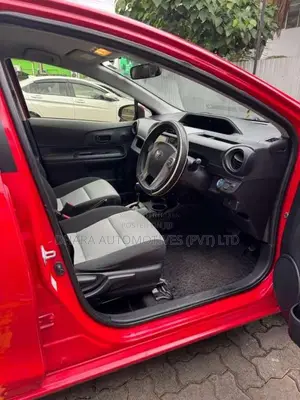 Toyota Aqua 2014 Car (Used)