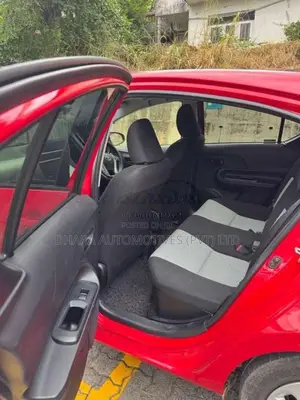 Toyota Aqua 2014 Car (Used)