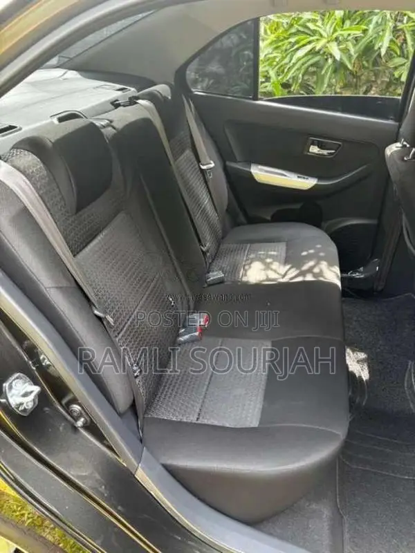 Perodua Bezza 2025 Car (Used)