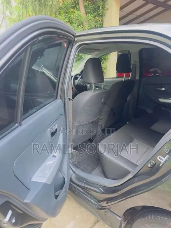 Perodua Bezza 2025 Car (Used)
