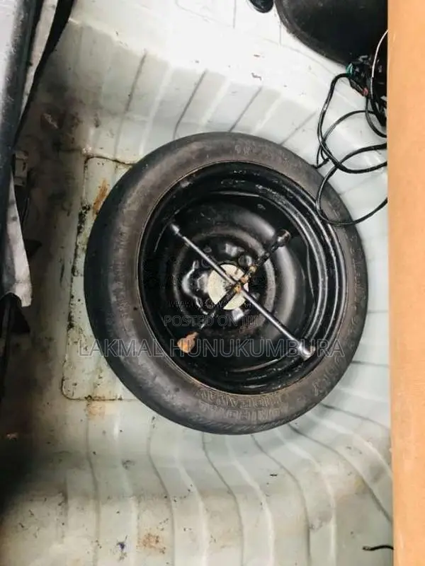 Nissan FB15 1999 Car (Used)