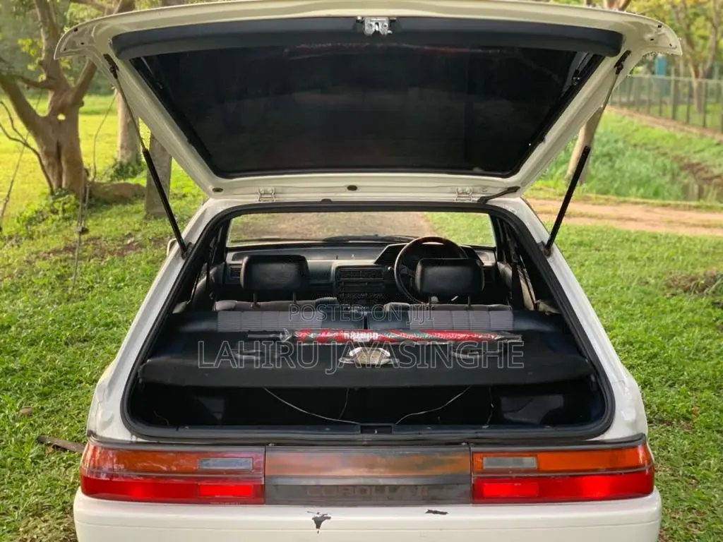 Toyota Corolla 2 Windy EL30 1989 Car (Used)
