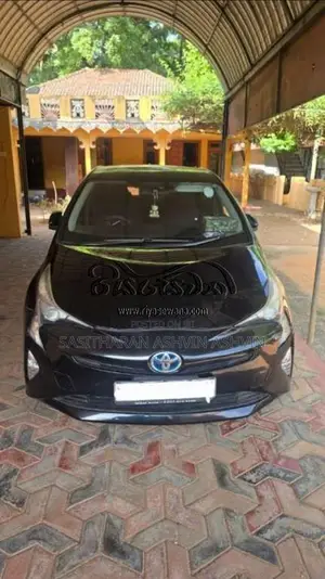 Toyota Prius 2016 Car (Used)