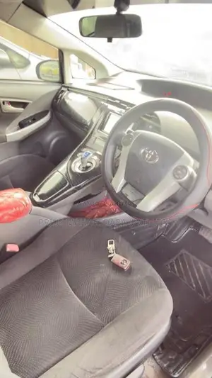 Toyota PRIUS 3rd Generation 2009 Car (Used)