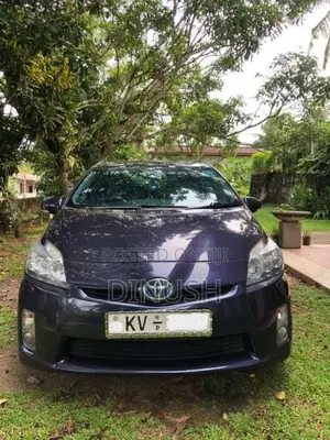 Toyota Prius 2010 Car (Used)