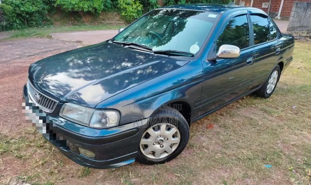 Nissan FB15 2001 Car (Used)