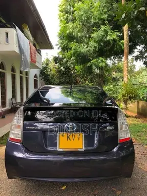 Toyota Prius 2010 Car (Used)