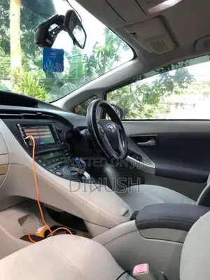 Toyota Prius 2010 Car (Used)
