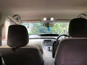 Toyota Prius 2010 Car (Used)