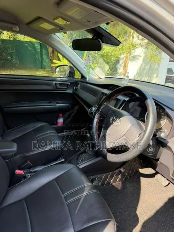 Toyota Axio 2015 Car (Used)