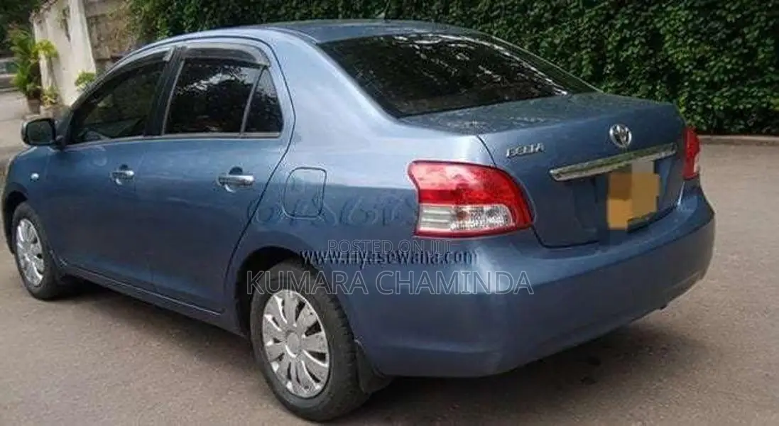Toyota Belta 2010 Car (Used)