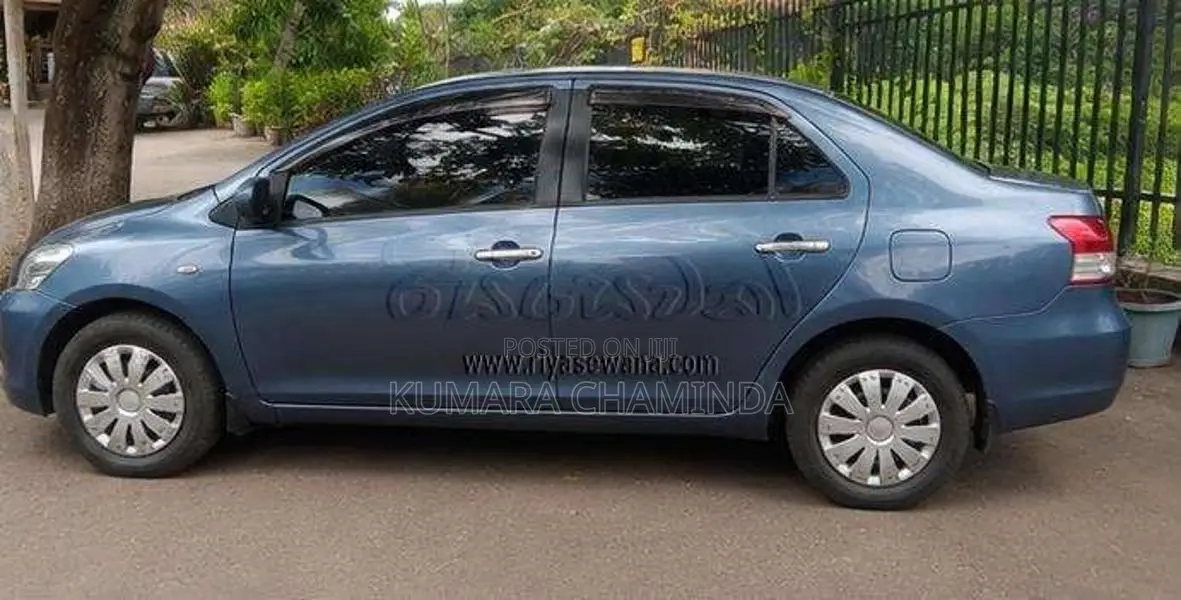 Toyota Belta 2010 Car (Used)