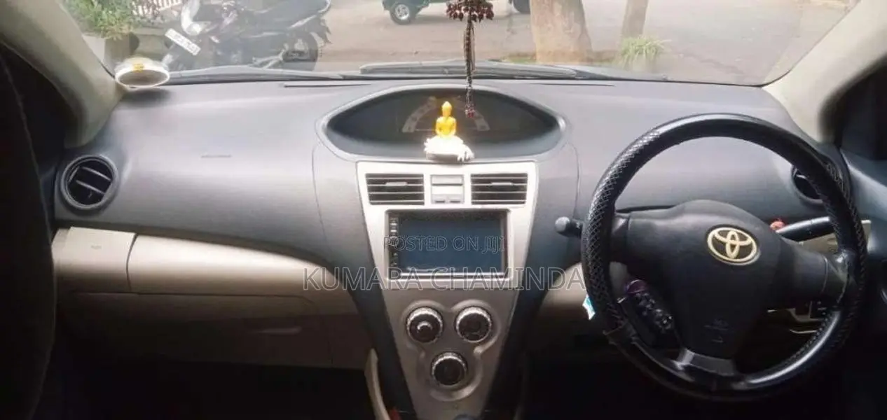 Toyota Belta 2010 Car (Used)