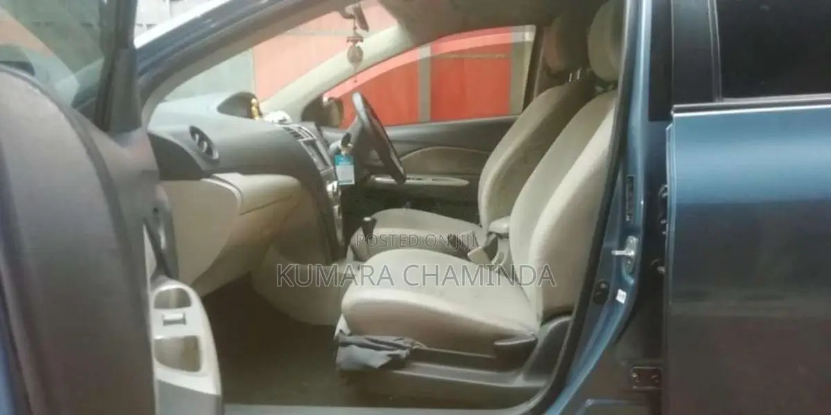 Toyota Belta 2010 Car (Used)
