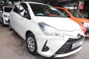 Toyota Vitz 2018 Car (Used)
