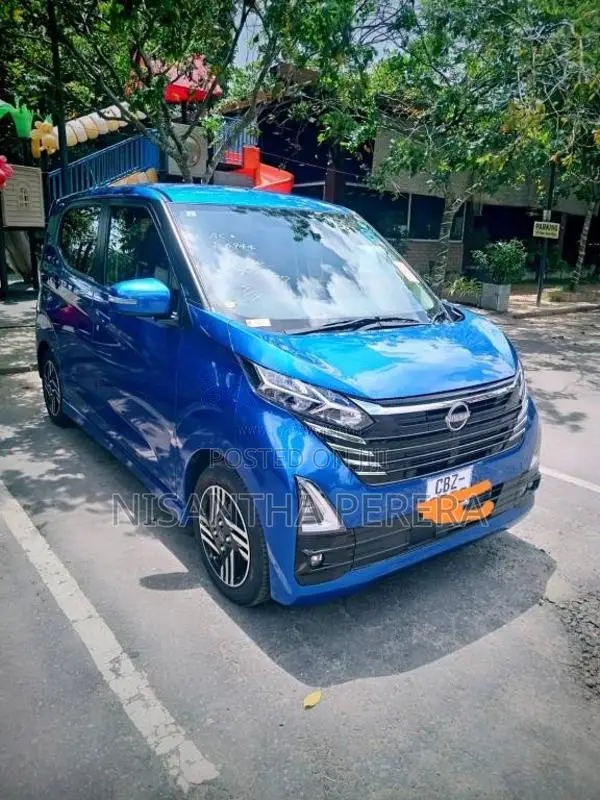 Nissan Dayz Highway Star 2023 Car (Used)