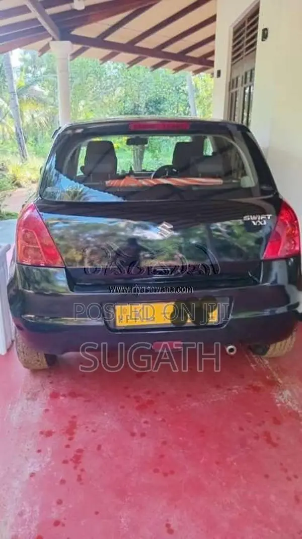 Suzuki Swift 2011 Car (Used)