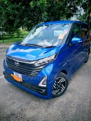Nissan Dayz Highway Star 2023 Car (Used)