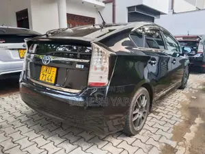 Toyota Prius 2010 Car (Used)