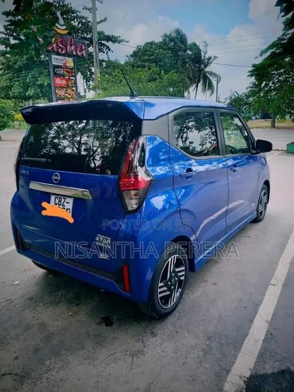 Nissan Dayz Highway Star 2023 Car (Used)