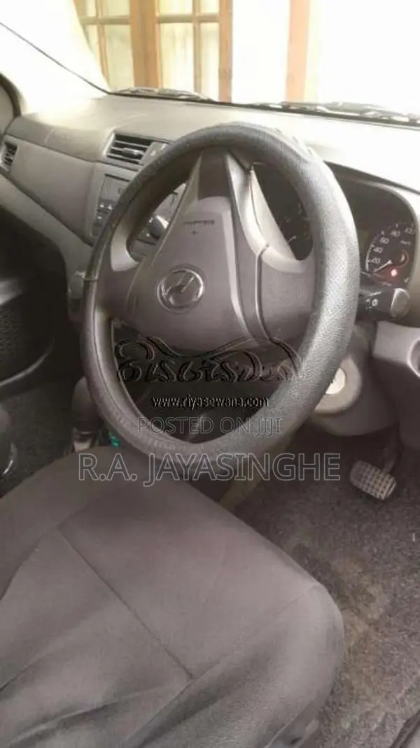 Perodua Bezza 2018 Car (Used)
