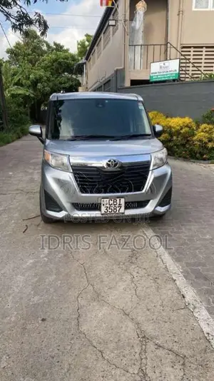 Toyota Roomy 2016 Car (Used)