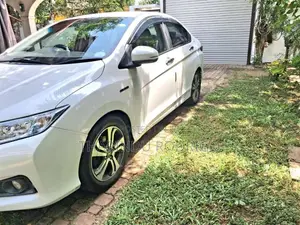 Honda Grace Ex 2014 Car (Used)