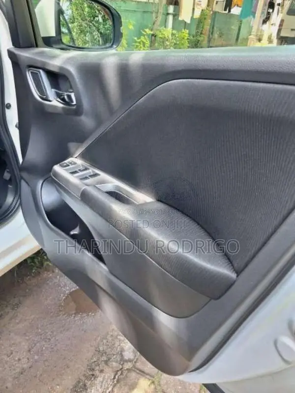 Honda Grace Ex 2014 Car (Used)