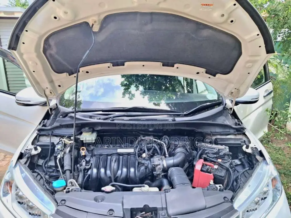 Honda Grace Ex 2014 Car (Used)