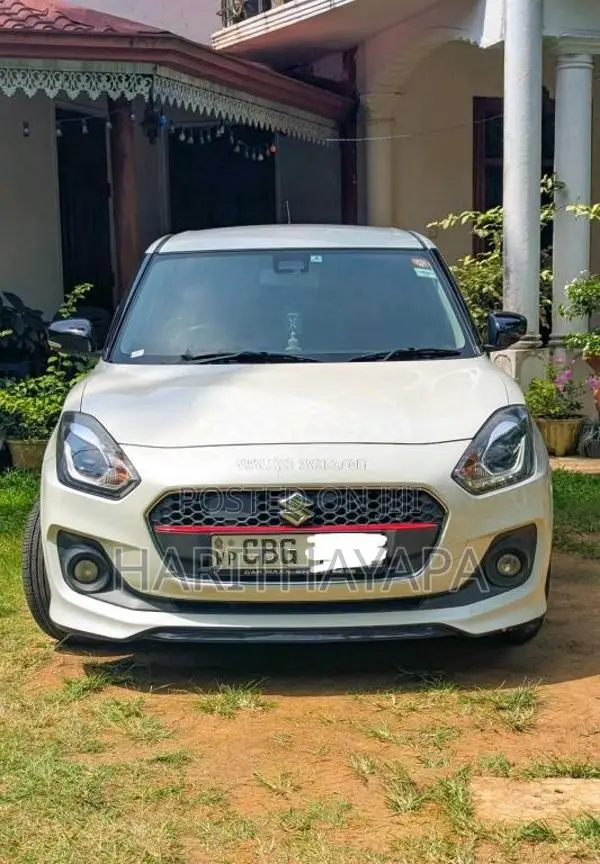 Suzuki Swift 2017 Car (Used)