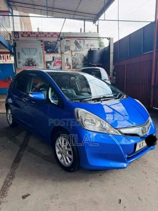 Honda Fit 2012 Car (Used)