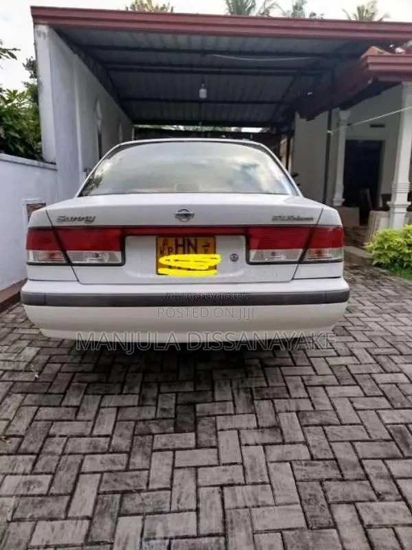 Nissan B15 2000 Car (Used)